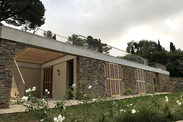 Construction d'une villa au Rayol-Canadel - La Rayolaise des Travaux, entreprise de construction, rénovation, extensions, dans le Var Construction d'une villa au Rayol-Canadel - La Rayolaise des Travaux, entreprise de construction, rénovation, extensions, dans le Var